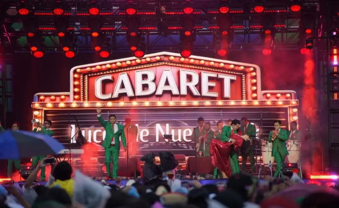 Del baile al silencio: el Zócalo resintió la eliminación de México