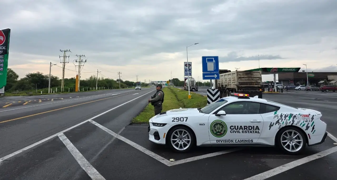 Detienen a 20 personas en operativo carretero de Verano Seguro