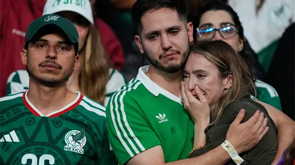 México se desinfla y vuelve a la realidad tras otra eliminación en octavos del Mundial México se desinfla y vuelve a la realidad tras otra eliminación en octavos del Mundial