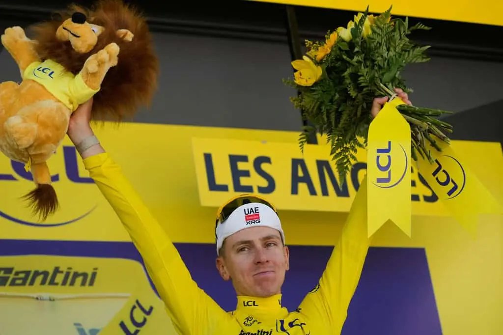 Pogacar gana tercera etapa y viste maillot amarillo en Tour Francia