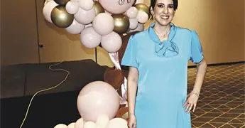 RAQUEL ¡ES NIÑA! RAQUEL ¡ES NIÑA!