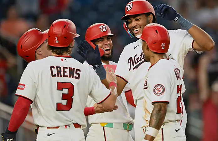 Remontan Nacionales y superan a Astros
