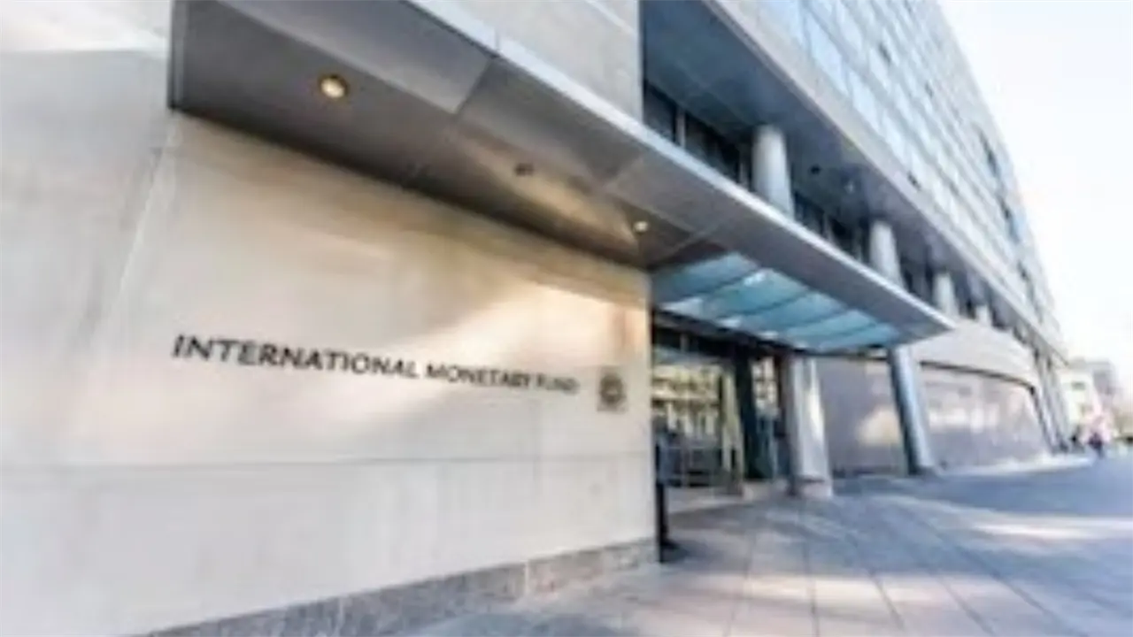 FMI recorta pronóstico de crecimiento para México