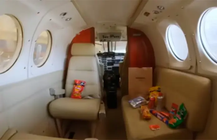 Por miedo al narco, museo dudó en exhibir avión que llevó a El Mayo