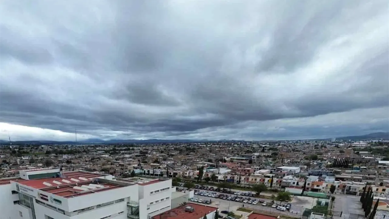 Prevén fuertes lluvias en las cuatro regiones este miércoles