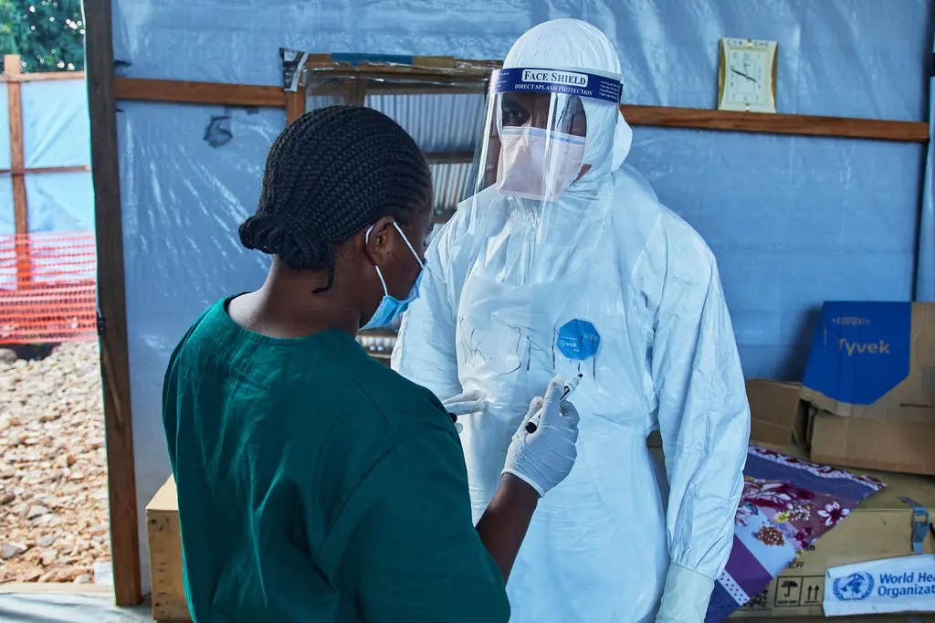 Muertes por ébola en Congo llegan a 600; sospechan casos nuevos