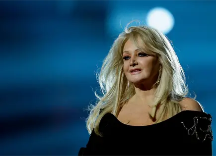 Catherine Zeta-Jones, Rod Stewart, Bryan Adams y más lamentan la muerte de Bonnie Tyler Catherine Zeta-Jones, Rod Stewart, Bryan Adams y más lamentan la muerte de Bonnie Tyler