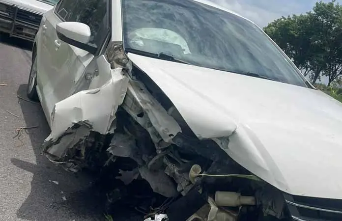 Colisión en la Valles-Tampico deja tres lesionados