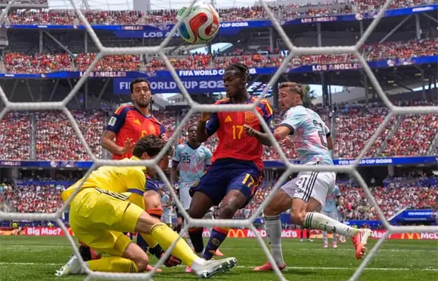 Espa&ntilde;a doblega a B&eacute;lgica y va a semifinales