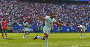 Francia supera a Marruecos y llega a semifinales en Boston