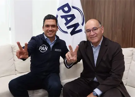 Galindo y De los Santos, en peregrinación al CEN del PAN Galindo y De los Santos, en peregrinación al CEN del PAN
