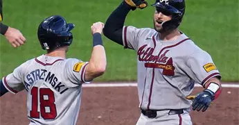 Ganan Bravos ante Piratas
