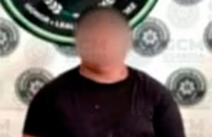 Joven pretendió hurtar unos audífonos en HEB