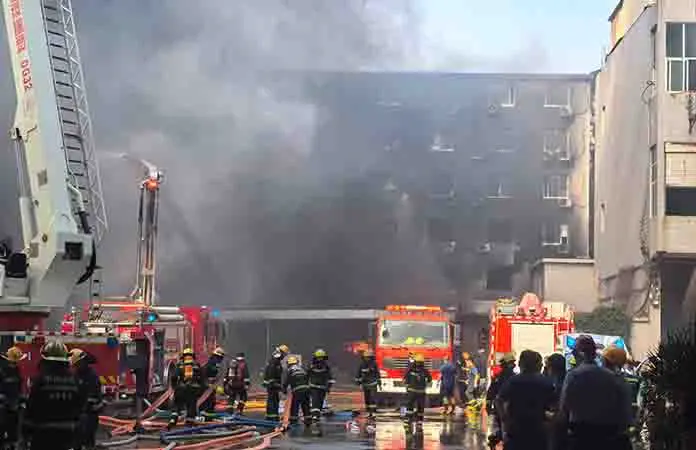 Mortal incendio en fábrica china