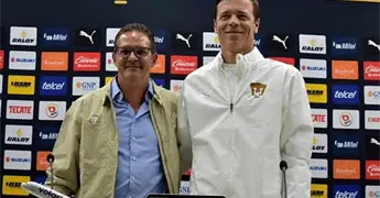 Pumas presenta a Solari como su DT