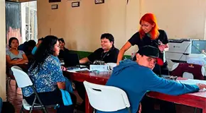 Acercan servicios del SAT a usuarios