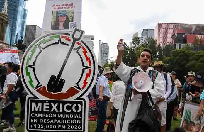 Colocan memorial por los desaparecidos