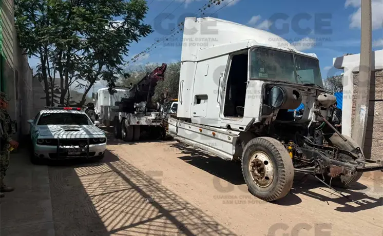 Desmantelaban vehículos robados en predio asegurado Desmantelaban vehículos robados en predio asegurado