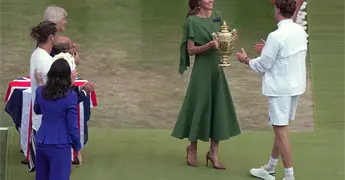 El príncipe William y Kate comparten un momento con Jannik Sinner tras su triunfo en Wimbledon El príncipe William y Kate comparten un momento con Jannik Sinner tras su triunfo en Wimbledon