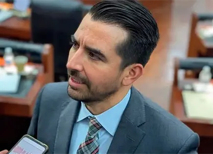 Guajardo respalda derogar la Ley Serrano Guajardo respalda derogar la Ley Serrano