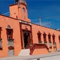 Policías golpean a sacerdotes Policías golpean a sacerdotes