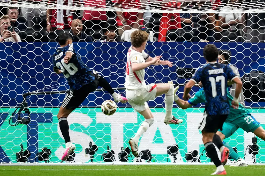 Lautaro Martínez emociona con gol decisivo en semifinal Argentina-Inglaterra