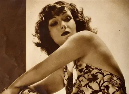 "LUPE V&Eacute;LEZ Y EL MITO DEL AMOR ROM&Aacute;NTICO"
