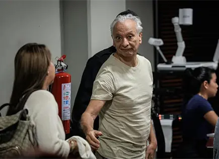 Sale del penal ex director de Pemex