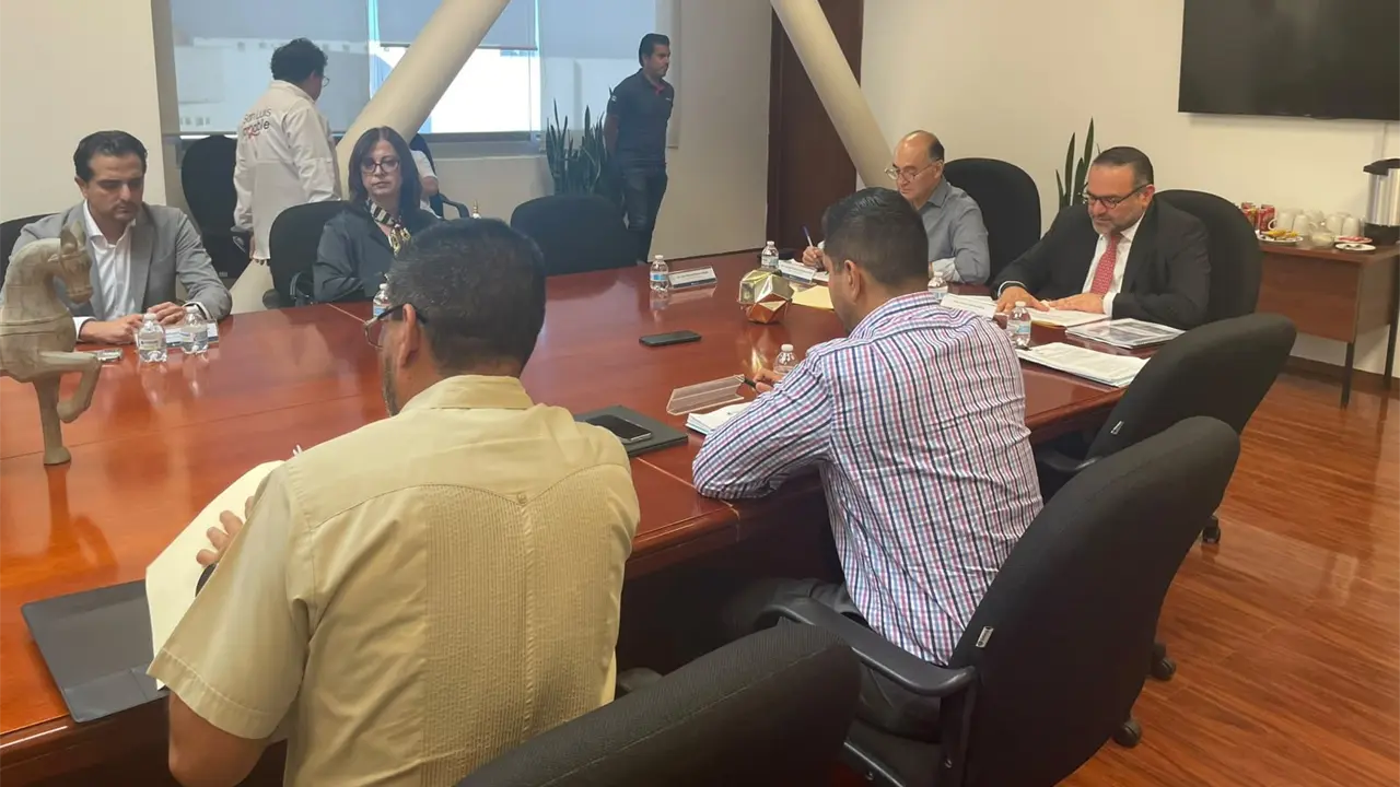 Titular de CEA acumula ausencias en Junta de Interapas