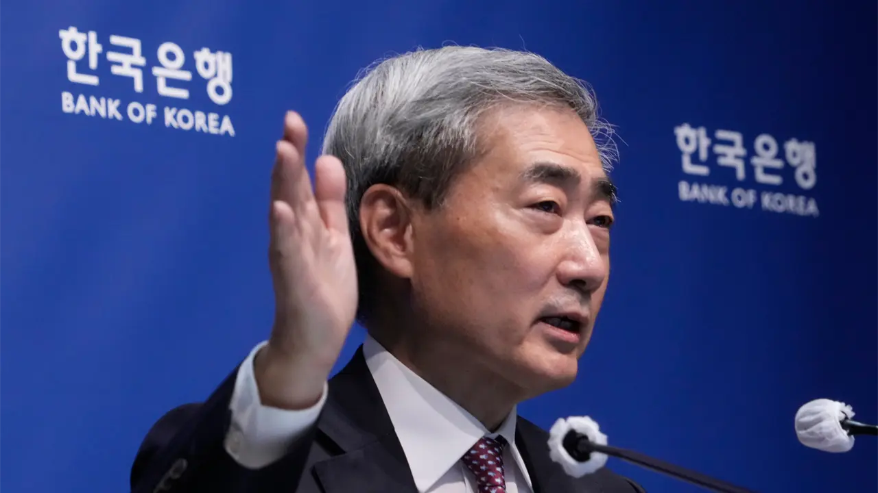 Corea del Sur ajusta tasa para frenar inflación y deuda