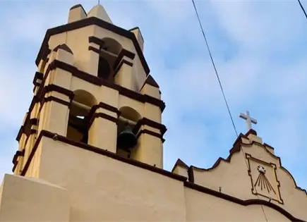 Decenas de templos religiosos por restaurar Decenas de templos religiosos por restaurar