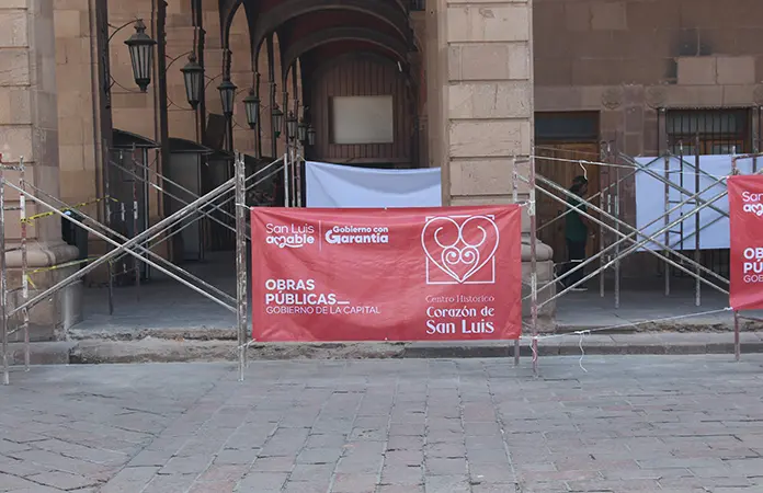 Inician estudio de grietas atípicas en Palacio Municipal