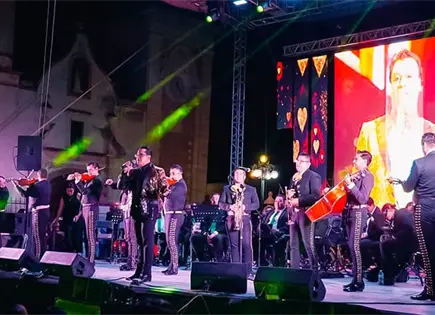 Velada musical, ofrecen homenaje a Juan Gabriel Velada musical, ofrecen homenaje a Juan Gabriel