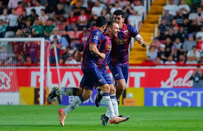Atlante suma su primer descalabro