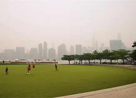 España entrena en Nueva Jersey con humo de incendios forestales España entrena en Nueva Jersey con humo de incendios forestales