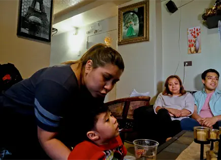 Gobierno Trump reactiva norma carga pública para inmigrantes legales Gobierno Trump reactiva norma carga pública para inmigrantes legales