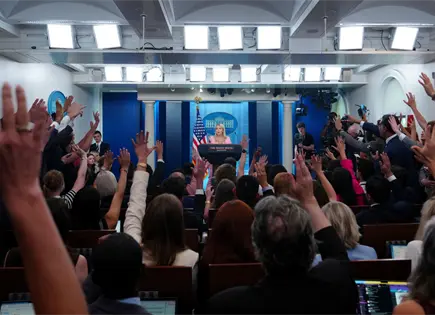 Gobierno Trump reduce vigencia de visas para periodistas extranjeros Gobierno Trump reduce vigencia de visas para periodistas extranjeros