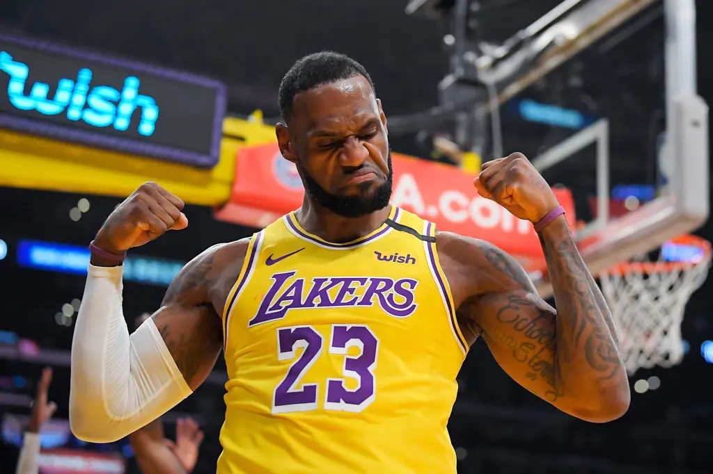 LeBron James no revela su equipo para la próxima temporada NBA