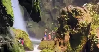 Muere jovencita al caer de cascada en El Naranjo (video)