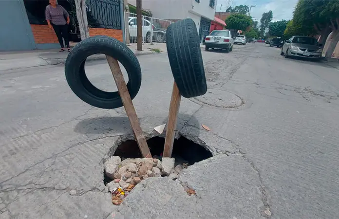 Crece hundimiento en la Ricardo B. Anaya