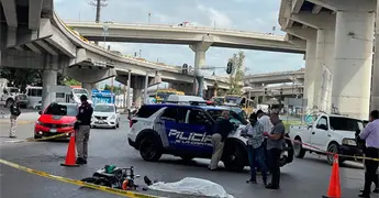 Muere hombre al ser arrollado en su moto el&eacute;ctrica