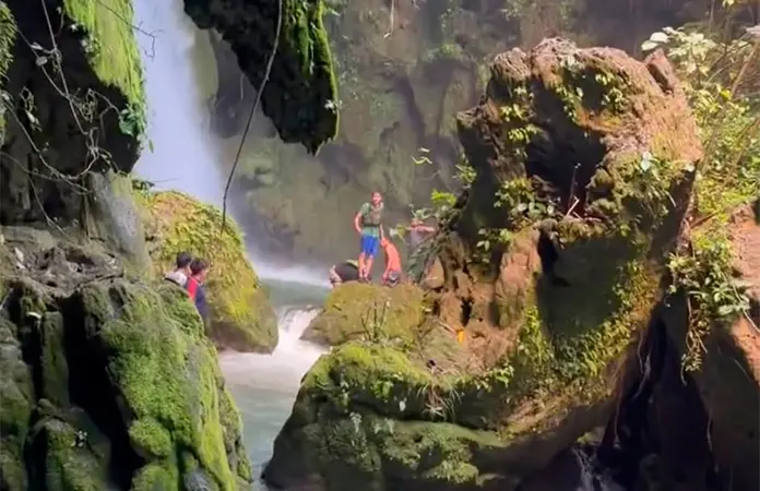 Se ahoga una menor en cascada de El Naranjo