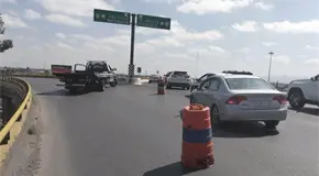 Cierran carriles en Distribuidor Juárez por labores de limpieza