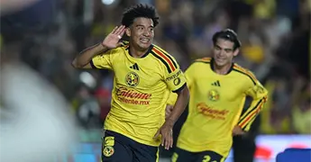 Am&eacute;rica consigue su primera victoria