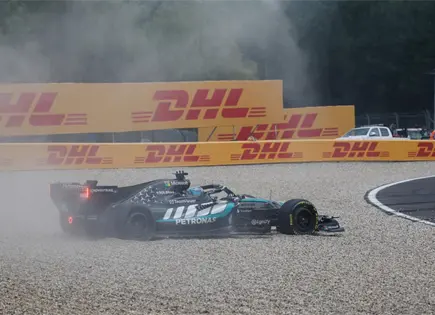 George Russell se retira en Bélgica tras choque con Hamilton George Russell se retira en Bélgica tras choque con Hamilton