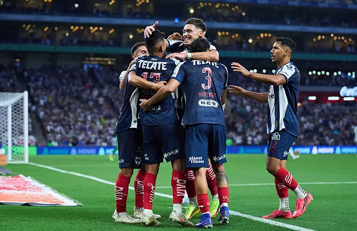 Monterrey debuta con el pie derecho