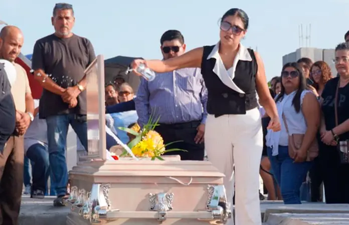 Convoca la madre de Dafne a marcha