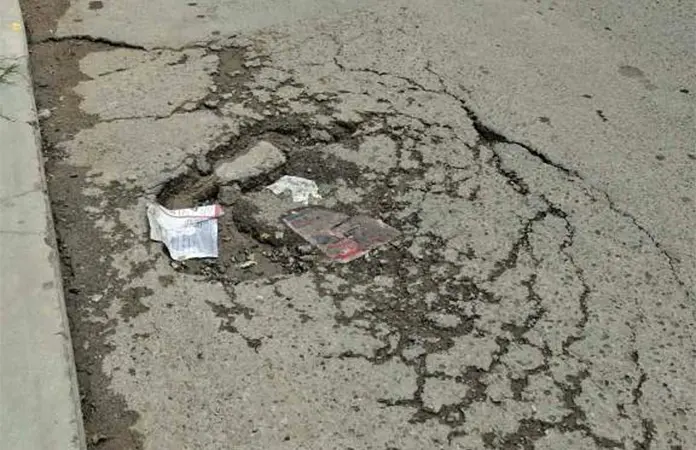 Surge otro socavón en la calle Morelos