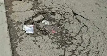 Surge otro socav&oacute;n en la calle Morelos