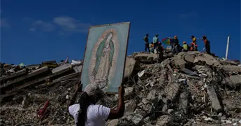 Venezuela reporta 5,208 muertos tras terremoto de junio